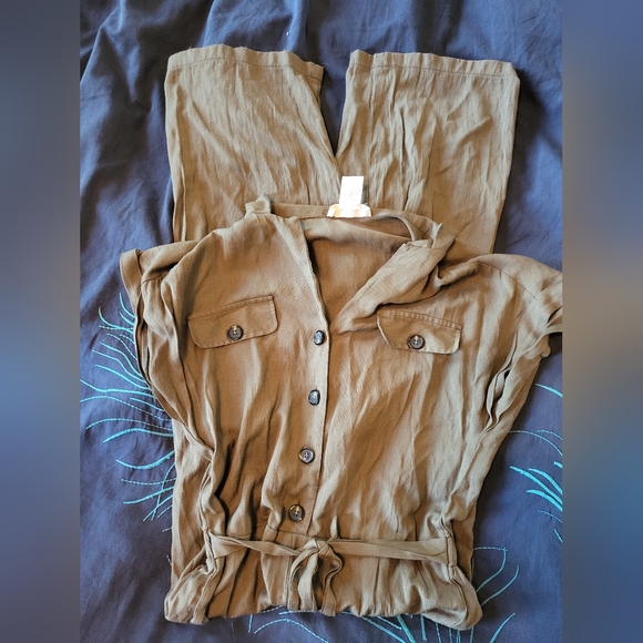 Urban Romantics Army green cropped pantsuit - Picture 5 of 6